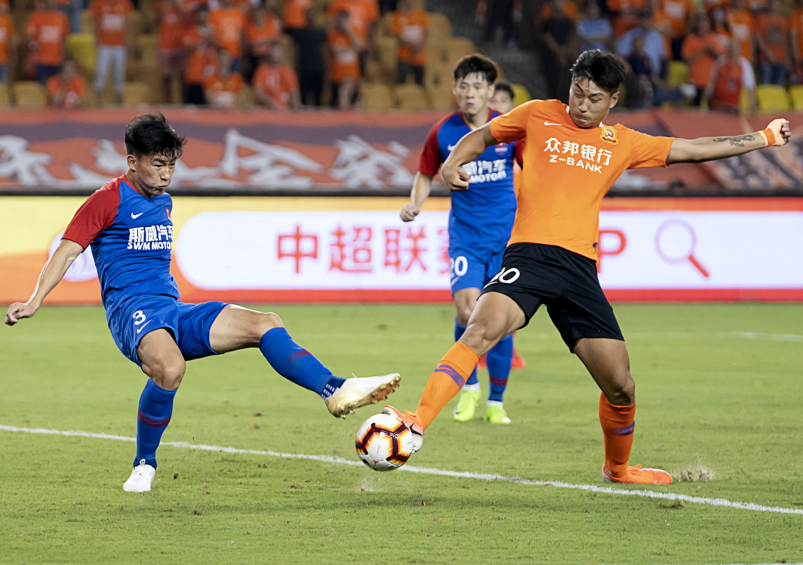 德州扑克-武汉卓尔高效攻击带来连胜，成为焦点球队